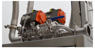 a máquina de enchimento 50-300L líquida química pesa a máquina de enchimento líquida baseada semi automática