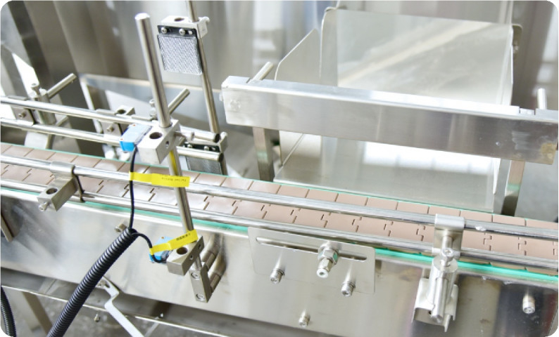 Máquina Robótica de Desencadeamento de Garrafas LP-200E Interruptor Rápido de Tamanho de Garrafa 50-1000ml