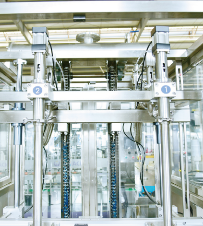 Máquina de Enchimento de Pesticidas Equipada com Sistema de Pesagem METTLER TOLEDO e Componentes Elétricos Schneider para Operação